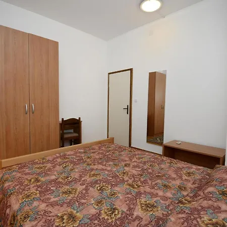 Apartman With Pool Near Kanegra *