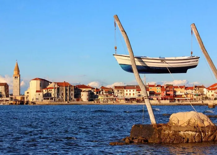 With Pool Near Kanegra Apartment *