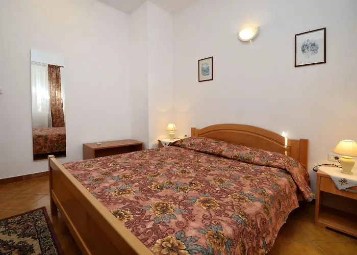 Apartman With Pool Near Kanegra Mazurija